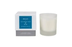 Leather Oud And Elm Scented Candle -Broste Copenhagen Shop 1 0 1029962 1