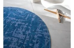 Baobab Rug Blue Round 240cm -Broste Copenhagen Shop 9250 suarezblue roomshot9 rgb