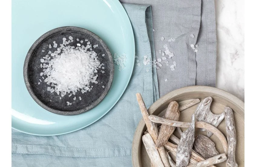 Rock Salt & Driftwood Diffuser Refill 4 Rock Salt & Driftwood Diffuser Refill - Image 4