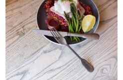 Fiddle Vintage Satin 24 Piece Set 19 Fiddle Vintage Satin 24 Piece Set -Broste Copenhagen Shop fiddle lifestyle 3