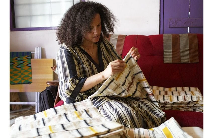 Kente Cushion Rose 8 Kente Cushion Rose - Image 8