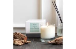 Jasmine & Sandalwood Scented Candle -Broste Copenhagen Shop j a jasmine and sandalwood scented candle