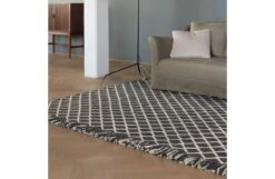 Merge Rug Charcoal -Broste Copenhagen Shop m e merge rug charcoal lifestyle 2