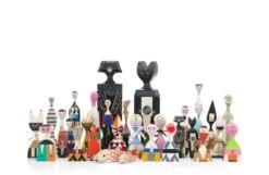 Vitra Wooden Doll Cat -Broste Copenhagen Shop m g mg003467 lifestyle 3