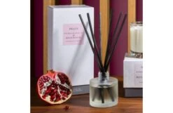 Pomegranate & Rosewood Natural Reed Diffuser 11 Pomegranate & Rosewood Natural Reed Diffuser -Broste Copenhagen Shop p o pomegranate and rosewood2 1