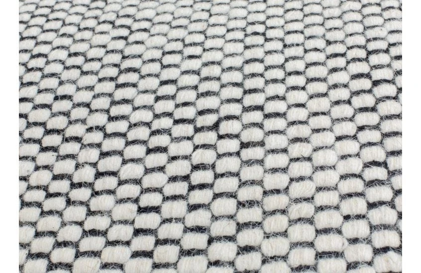 Linie Design Pomezia Rug Petrol 5 Linie Design Pomezia Rug Petrol - Image 5