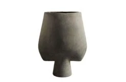 101 COPENHAGEN Square Vase Large -Broste Copenhagen Shop square vase dark grey large 2